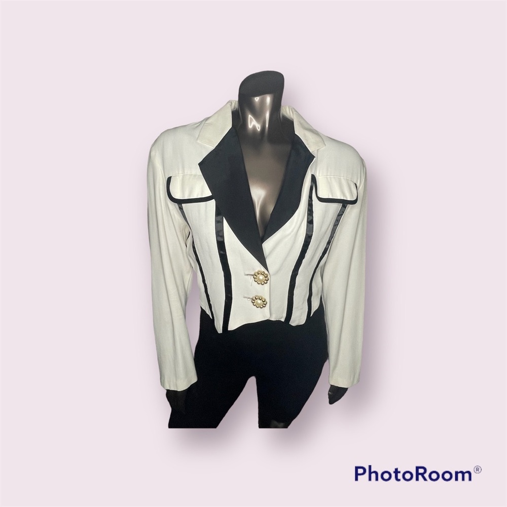 Vintage Cropped Blazer